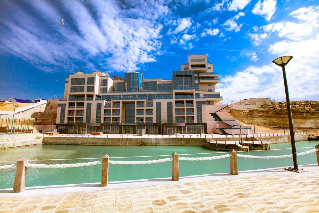 Caspian Riviera Grand Palace Hotel Aktau  Exteriör bild The new building of the University of Jordan
