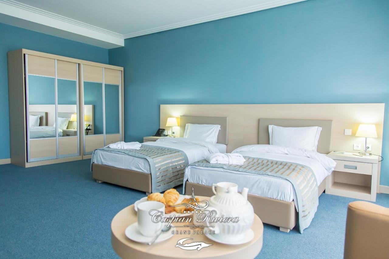 Caspian Riviera Grand Palace Hotel Aktau  Exteriör bild A room at the hotel