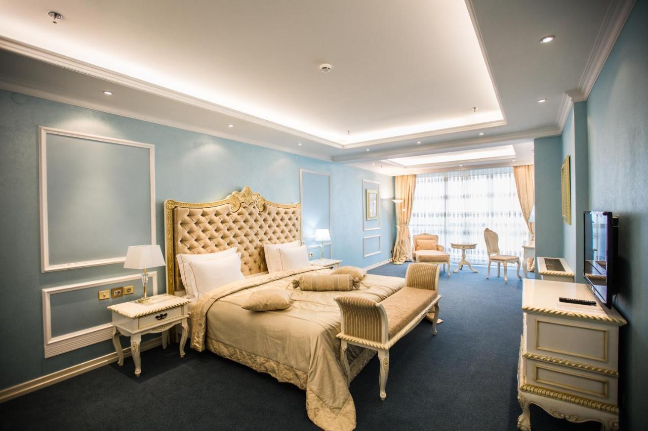 Caspian Riviera Grand Palace Hotel Aktau  Exteriör bild